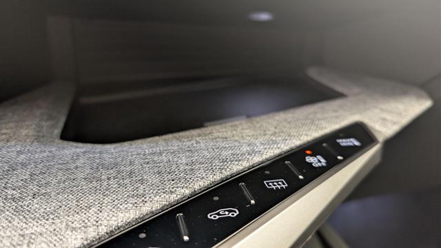 Peugeot 5008 HYBRID 145 CH E-DCS6 ALLURE 