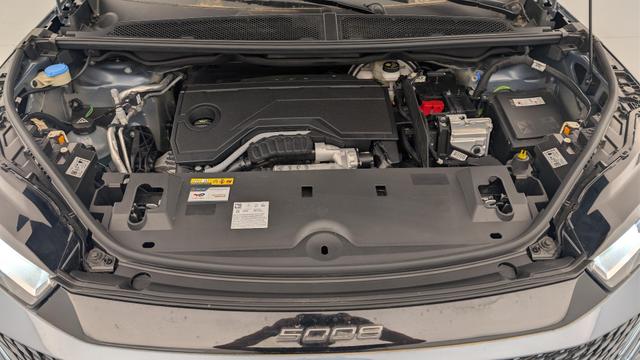 Peugeot 5008 HYBRID 145 CH E-DCS6 ALLURE 