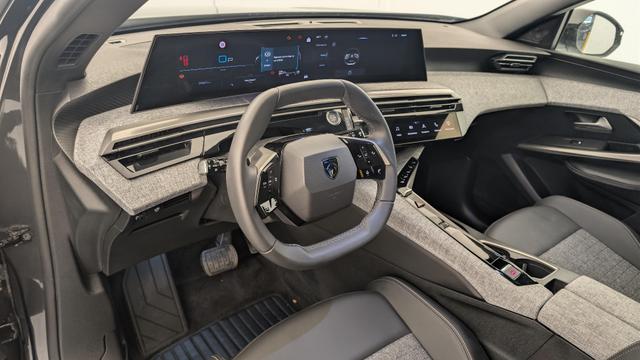 Peugeot 5008 HYBRID 145 CH E-DCS6 ALLURE 