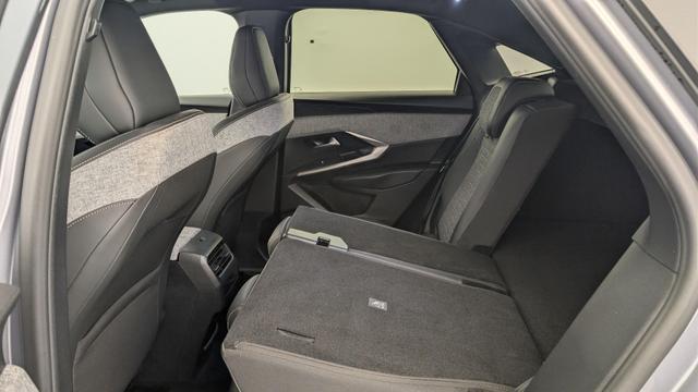 Peugeot 3008 Hybrid 145 e-DCS6 Allure 