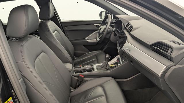 Audi Q3 35 TDI 150 ch S tronic 7 Design 