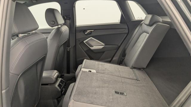 Audi Q3 35 TDI 150 ch S tronic 7 Design 