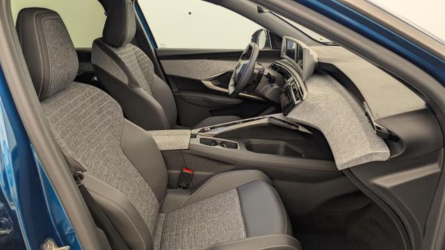 Peugeot 5008 HYBRID 145 CH E-DCS6 ALLURE 