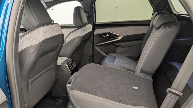 Peugeot 5008 HYBRID 145 CH E-DCS6 ALLURE 