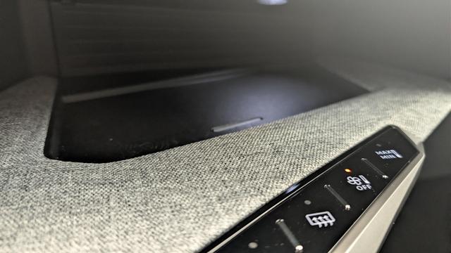 Peugeot 5008 HYBRID 145 CH E-DCS6 ALLURE 