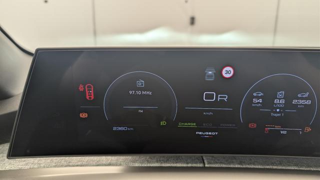 Peugeot 5008 HYBRID 145 CH E-DCS6 ALLURE 