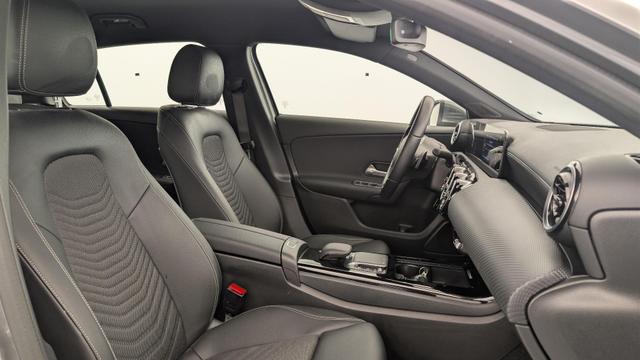 Mercedes-Benz A-Klasse 250 E 8G-DCT BUSINESS LINE A 
