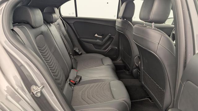 Mercedes-Benz A-Klasse 250 E 8G-DCT BUSINESS LINE A 