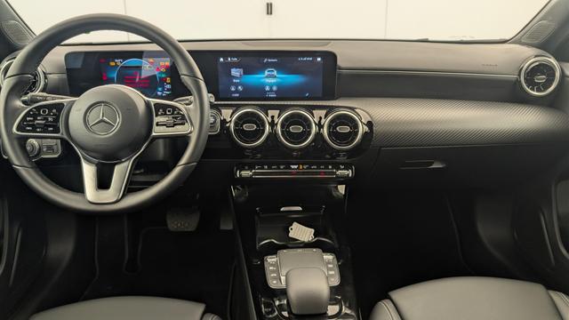 Mercedes-Benz A-Klasse 250 E 8G-DCT BUSINESS LINE A 
