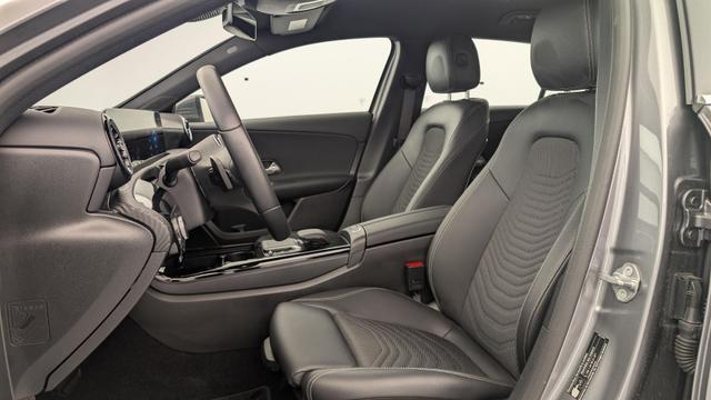 Mercedes-Benz A-Klasse 250 E 8G-DCT BUSINESS LINE A 