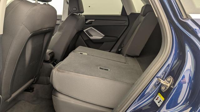 Audi Q3 35 TDI 150 ch S tronic 7 Design 
