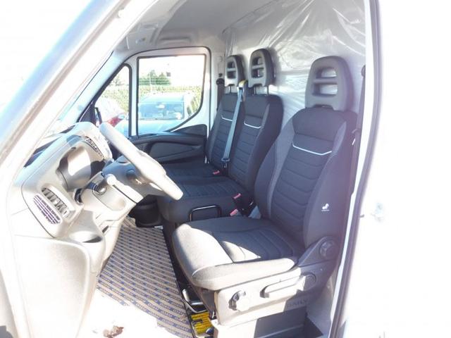 Iveco Daily 35S18 