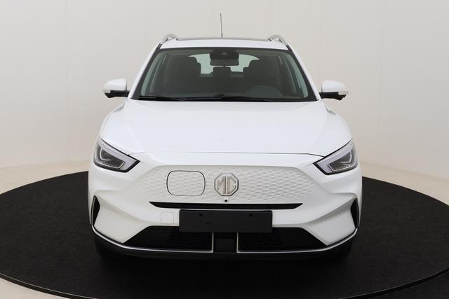 MG ZS Luxury 