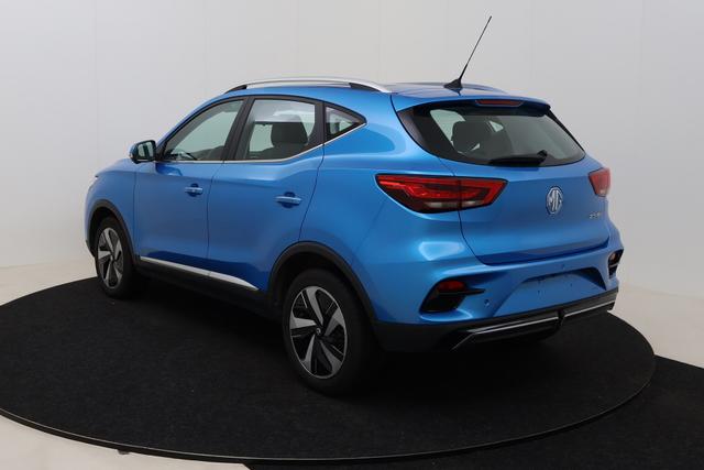 MG ZS Luxury 