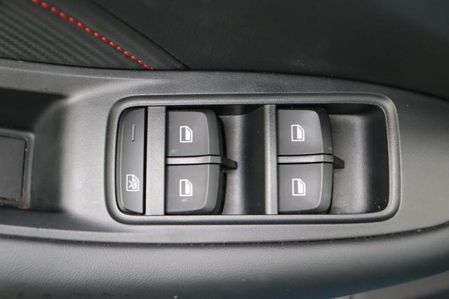 MG ZS Luxury 