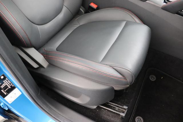 MG ZS Luxury 