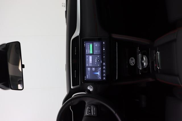 MG ZS Luxury 