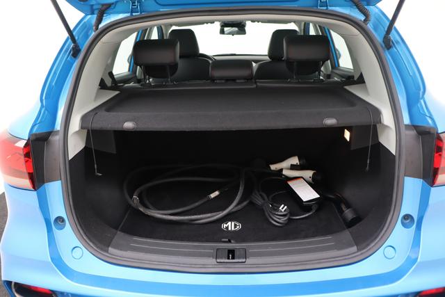MG ZS Luxury 