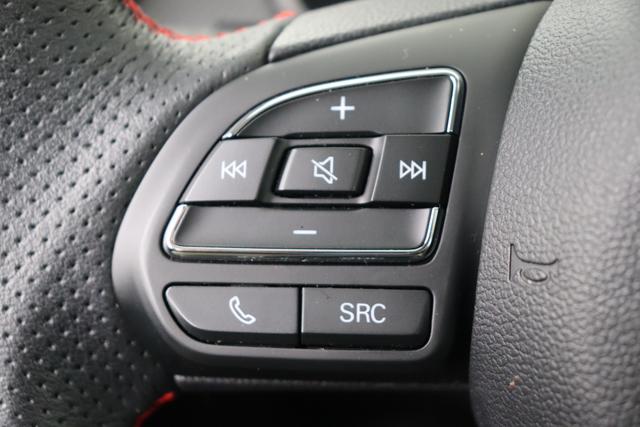 MG ZS Luxury 