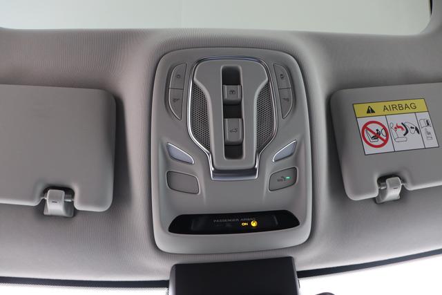 MG ZS Luxury 