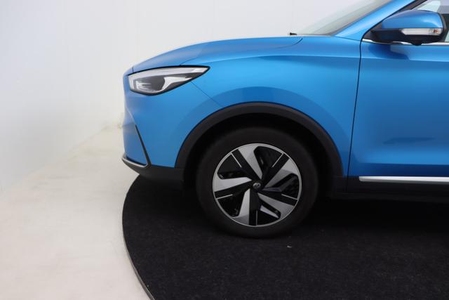MG ZS Luxury 