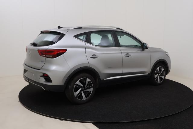 MG ZS Luxury 