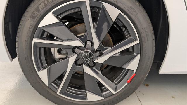 Peugeot 308 Hybrid 145 e-DCS6 Allure 