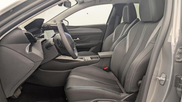 Peugeot 308 Hybrid 145 e-DCS6 Allure 