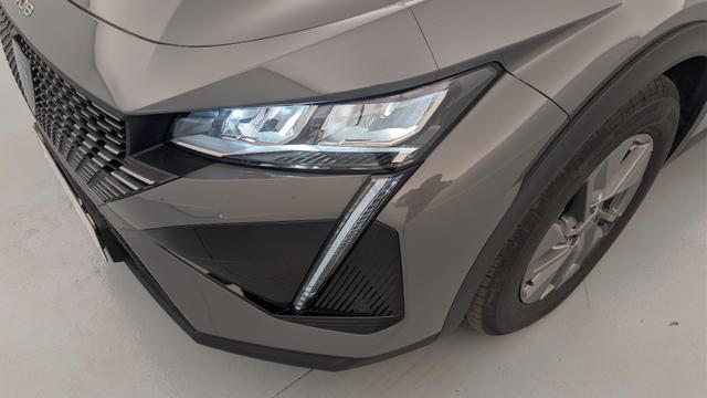 Peugeot 408 Hybrid 145 e-DCS6 Allure 