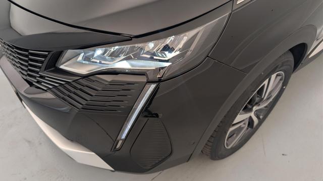 Peugeot 5008 Hybrid 136 e-DCS6 Allure Pack 