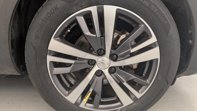 Peugeot 5008 Hybrid 136 e-DCS6 Allure Pack 