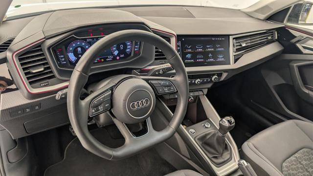 Audi A1 30 TFSI 116 ch BVM6 Design 