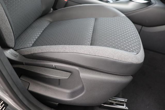 Nissan Juke N-Connecta + Winter Pack Navigation 