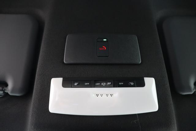Nissan Juke N-Connecta + Winter Pack Navigation 