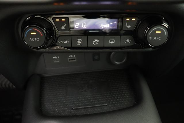 Nissan Juke N-Connecta + Winter Pack Navigation 