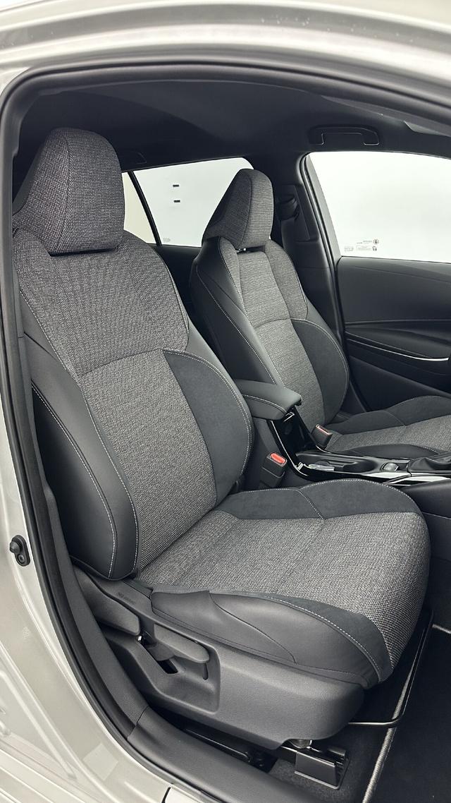 Toyota Corolla Touring Sports Design 