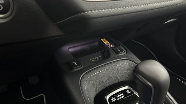 Toyota Corolla Touring Sports Design 