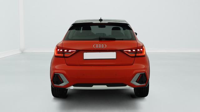 Audi A1 30 TFSI 110 ch S tronic 7 Design Luxe 