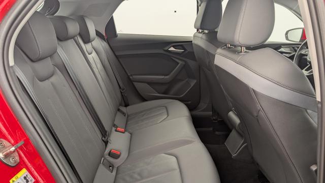 Audi A1 30 TFSI 110 ch S tronic 7 Design Luxe 