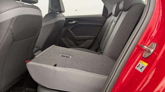 Audi A1 30 TFSI 110 ch S tronic 7 Design Luxe 