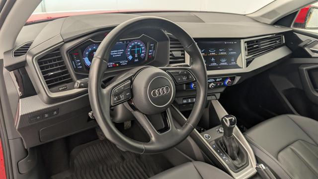 Audi A1 30 TFSI 110 ch S tronic 7 Design Luxe 