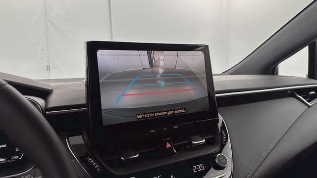 Toyota Corolla Touring Sports Design 