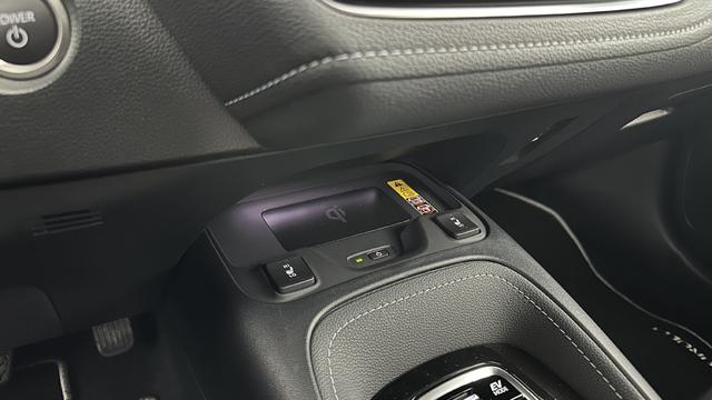 Toyota Corolla Touring Sports Design 