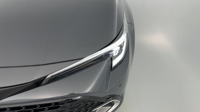 Toyota Corolla Touring Sports Design 