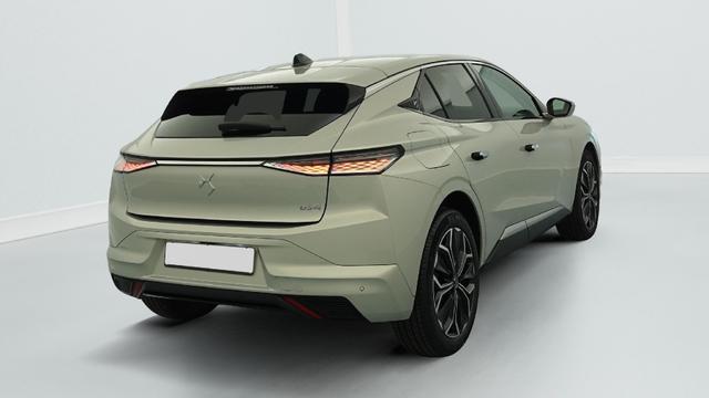 DS Automobiles 4 BlueHDi 130 EAT8 Etoile - Alcantara 