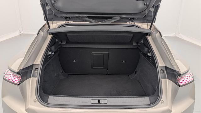 DS Automobiles 4 BlueHDi 130 EAT8 Etoile - Alcantara 