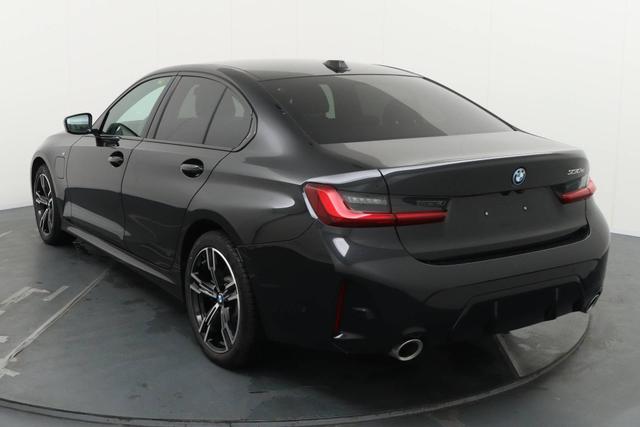 BMW 3er M Sport 330 