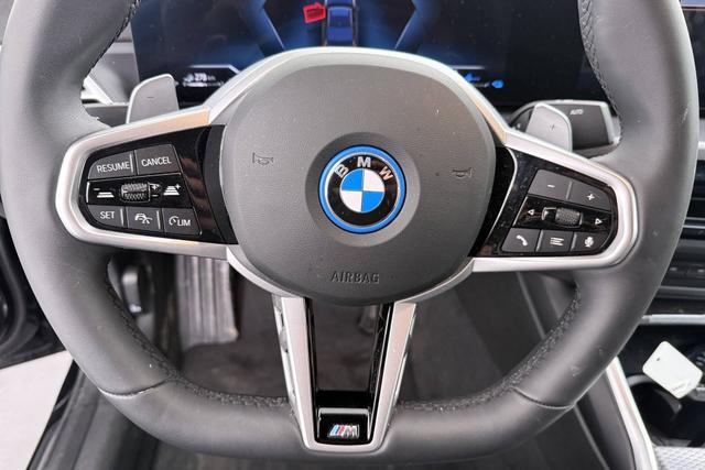 BMW 3er M Sport 330 