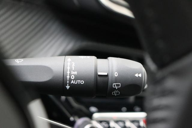 Peugeot 208 Envy 