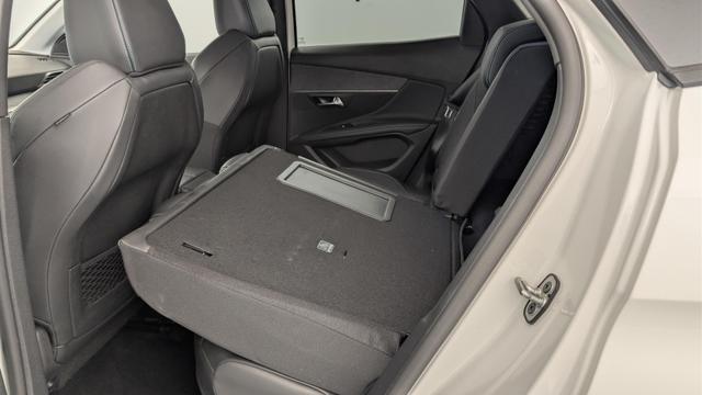 Peugeot 3008 HYBRID 225 E-EAT8 ALLURE PACK 